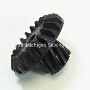 Hook Drive Gear - Singer Sewing Machine Part # 155732