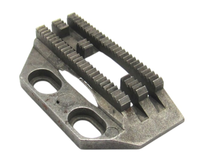 New Replacement Feed Dog - Singer Industrial Sewing Machine Part # 147315-001