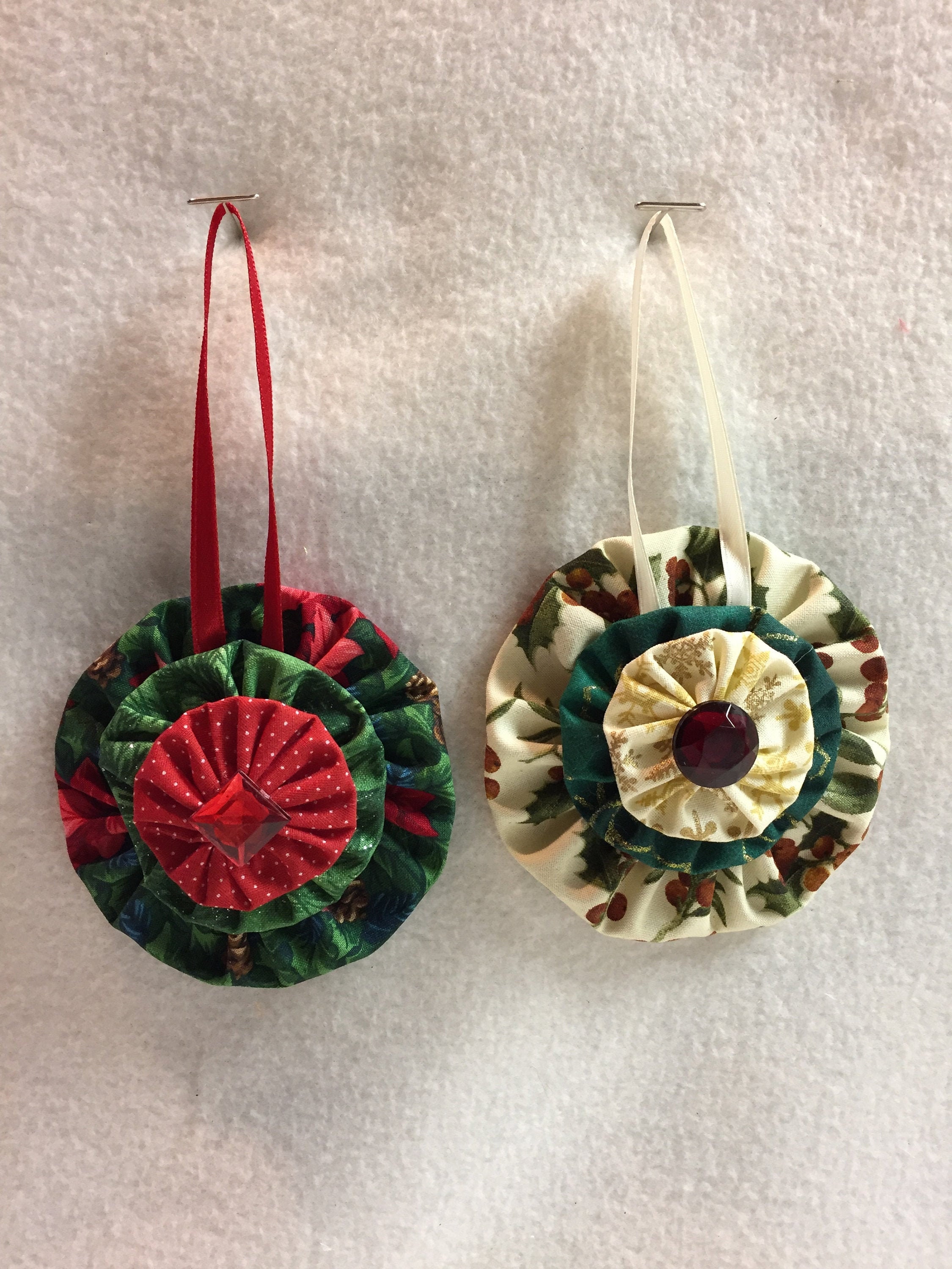 Yo Yo Ornaments Set of 2 O039.004 Etsy