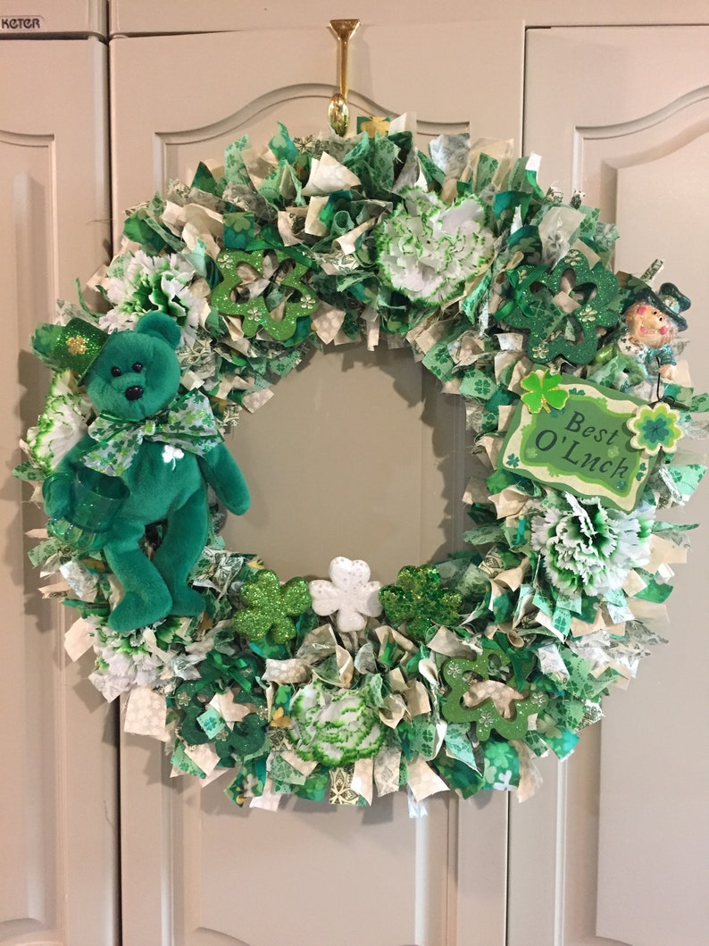 Large St Patrick/'s Rag Wreath with Green Bear #W076 Best O/'Luck Shamrocks and Floral