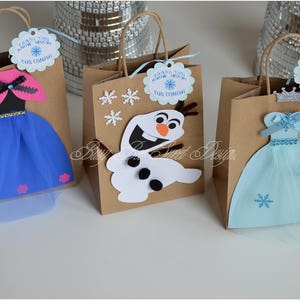 Frozen Party Favor Bags / Queen Elsa / Princess Anna / Olaf / Frozen Party Theme image 5