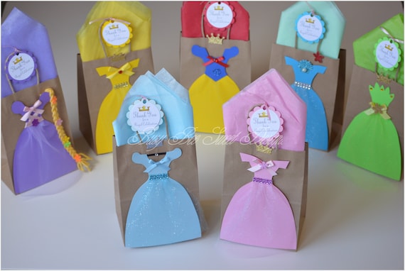 Princess Favor Bags / Princess Party Goody Bags / Cinderella, Belle, Snow White, Tiana, Rapunzel, Aurora, Ariel / Princess Birthday Party Il_570xn