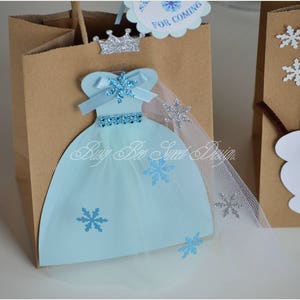 Frozen Party Favor Bags / Queen Elsa / Princess Anna / Olaf / Frozen Party Theme image 2