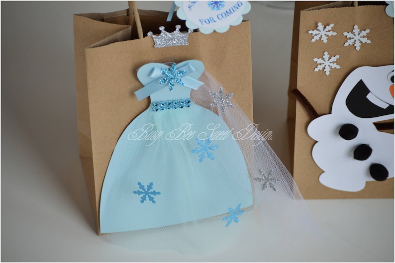 Frozen Party Favor Bags / Queen Elsa / Princess Anna / Olaf / Frozen Party Theme image 2