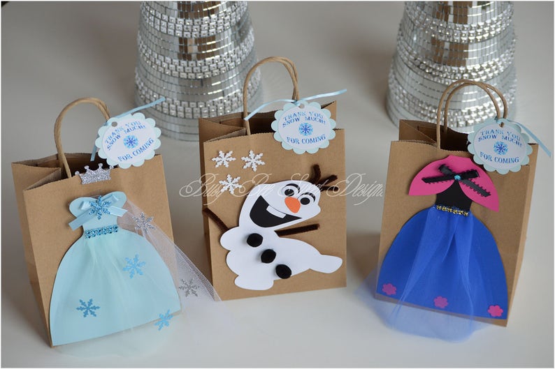 Frozen Party Favor Bags / Queen Elsa / Princess Anna / Olaf / Frozen Party Theme image 1