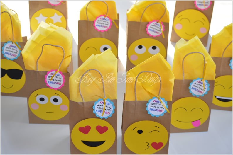 Emoji Favor Bags / Emoji Birthday Party / Emoji Party / Emoji image 0