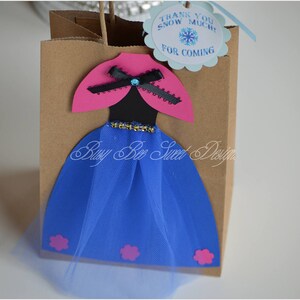 Frozen Party Favor Bags / Queen Elsa / Princess Anna / Olaf / Frozen Party Theme image 3