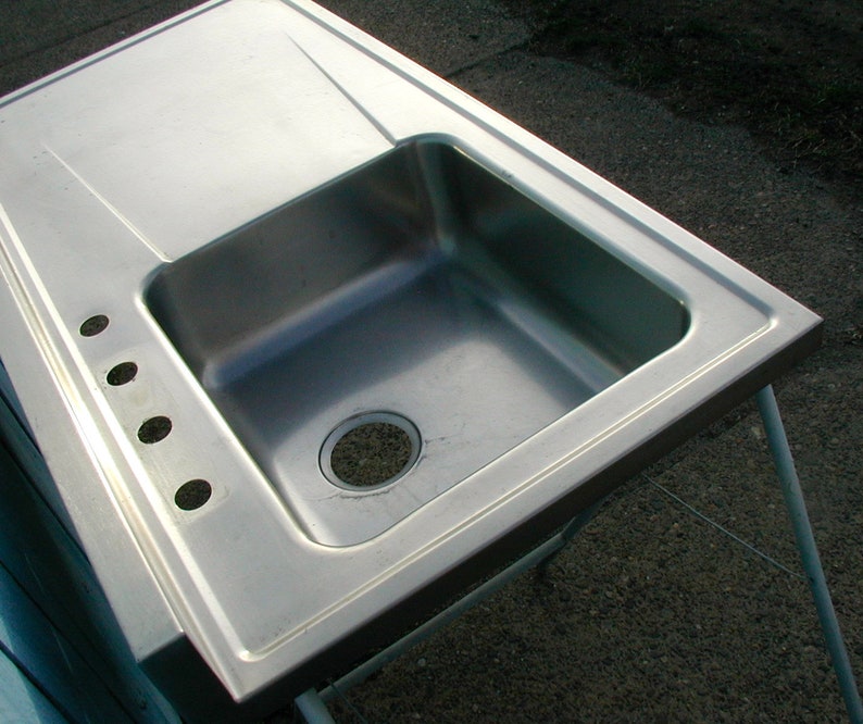 42 Stainless Steel Kitchen Right Hand Drain Board Sink 42 Stainless Steel Kitchen Right Hand