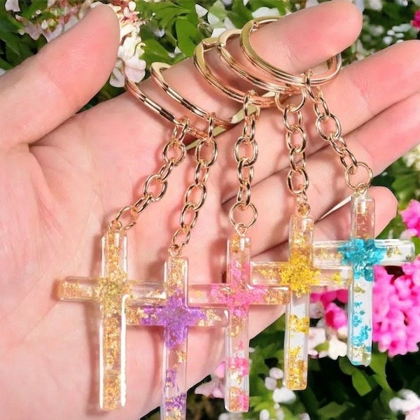 Dried Flower Cross Keychain | Faith Gift, Christian Gift | Gift for Mom, Teen, Girl