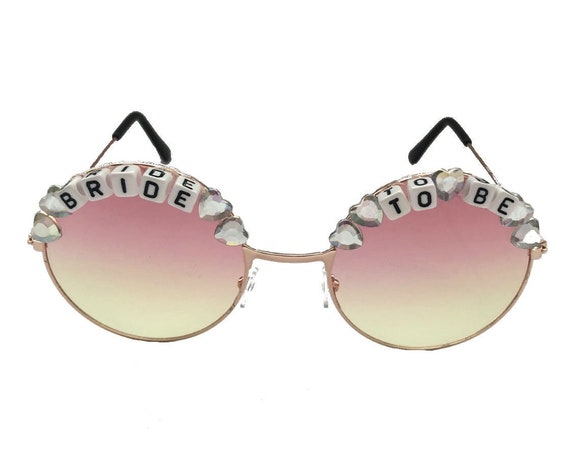 BRIDE <3 TO BE Iridescent Heart Round Tint Hen Party Festival Sunglasses - Custom Designs Available