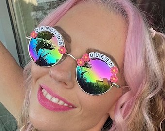 Gafas de sol redondas con espejo arcoíris estilo festival de flores DANCING QUEEN - Texto personalizado disponible / ABBA / Mamma Mia / Disco
