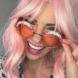 Óculos de sol redondos para festa de aniversário, festival, aniversário, rainha, aniversário, vadia, aniversário, vadia - designs personalizados disponíveis