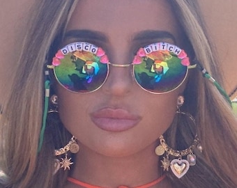 Okulary przeciwsłoneczne DISCO BITCH z niestandardowym tekstem – spersonalizowany kolor soczewek – zabawne okulary na imprezy rave, Ibizę, wieczór panieński i lato