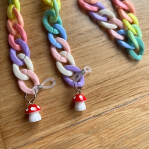 Chunky Sunglasses Lanyard Chain Optional Smiley or Mushroom Charms