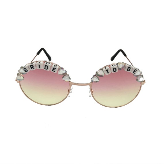 BRIDE <3 TO BE Iridescent Heart Round Tint Hen Party Festival Sunglasses - Custom Designs Available