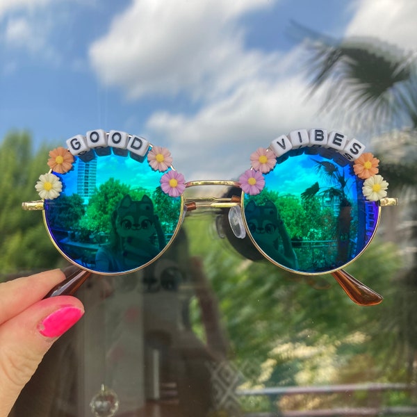 GOOD VIBES Round Flower Festival Sunglasses - Custom Designs Available