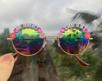 Okulary przeciwsłoneczne IBIZA VIBES z okrągłym lustrem i motywem serca Daisy Festival – dostępne projekty na zamówienie / Impreza / Rave