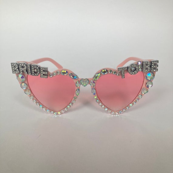 Oversize BRIDE TO BE Diamanté Iridescent Heart Hen Party Festival Sunglasses