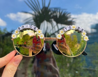 Lunettes de soleil rondes « Bride to Be » pour mariage et EVJF avec marguerites