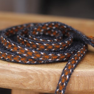 8 tablet geweven band, tablet weven, Vikingriem, middeleeuwse riem, gitaarriem, camerariem, hoofdband, wollen heupriem