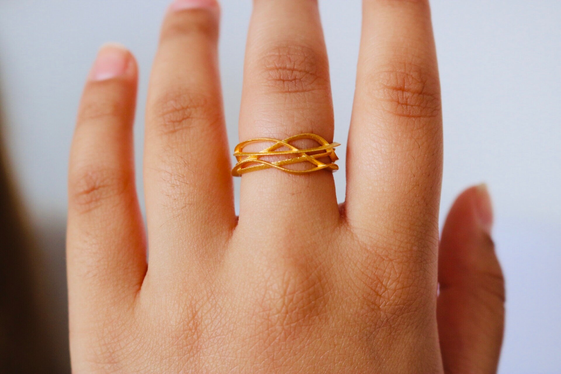 14k Statement rings for her, Curvy Ring, Eternity Wave Band Ring, 14k Gold Fixed Wave Ring, Brushed Gold Ring For Women, Unique Wire Ring,