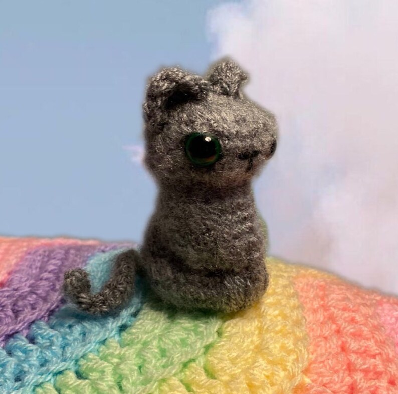 CROCHET MY CAT: bespoke miniature amigurumi toy of your pet image 8