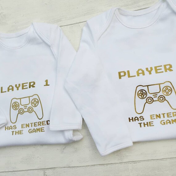 twin baby grows