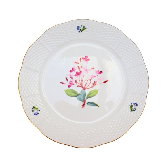Herend Bermuda Flowers Frangipani Temple Tree Flower 9” Plate Hand-painted Porcelain With Basketweave Decoration & 24k Gold Rim | 521/FBR