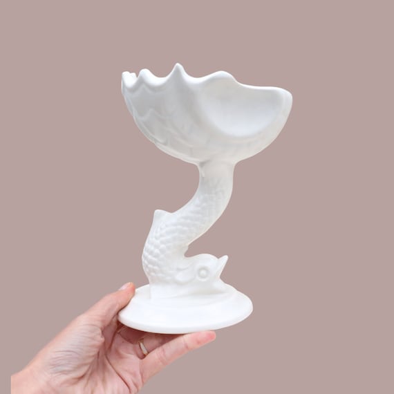 White Ceramic Koi Fish Holding Shell Bombon Dish Or Soap Holder, Nautical Home Decor, Fish Pedestal Candy Bowl