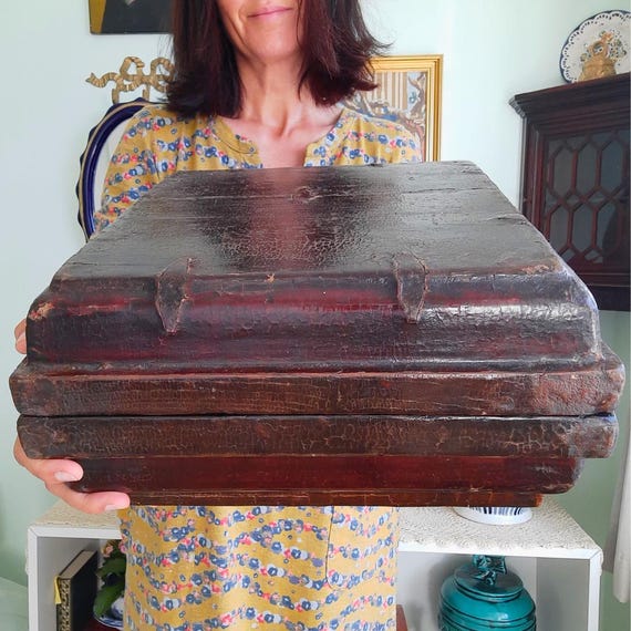 Antique Large Chinese Lacquered Lidded Wooden Box From Shanxi Province, Chinoiserie Decor