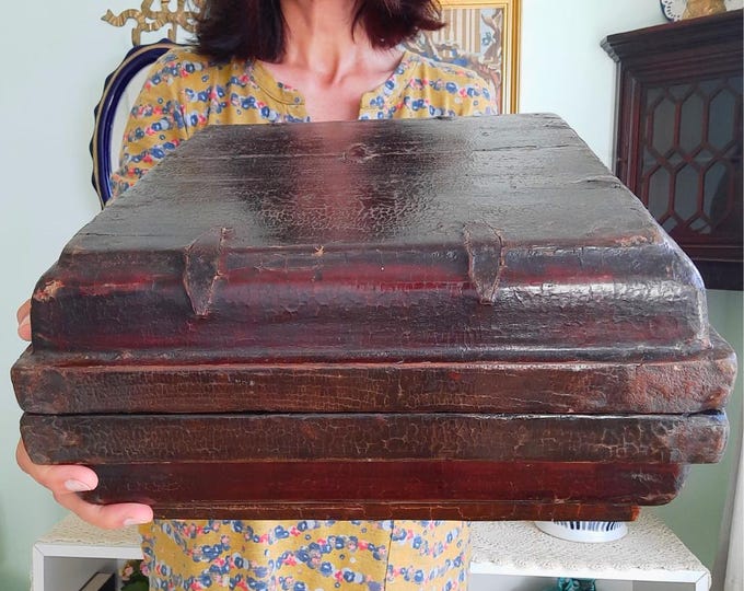 Antique Large Chinese Lacquered Lidded Wooden Box From Shanxi Province, Chinoiserie Decor