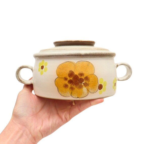 Denby "Minstrel" Casserole 2 pints, Mid Century Modern lidded casserole, 70'a retro floral casserole
