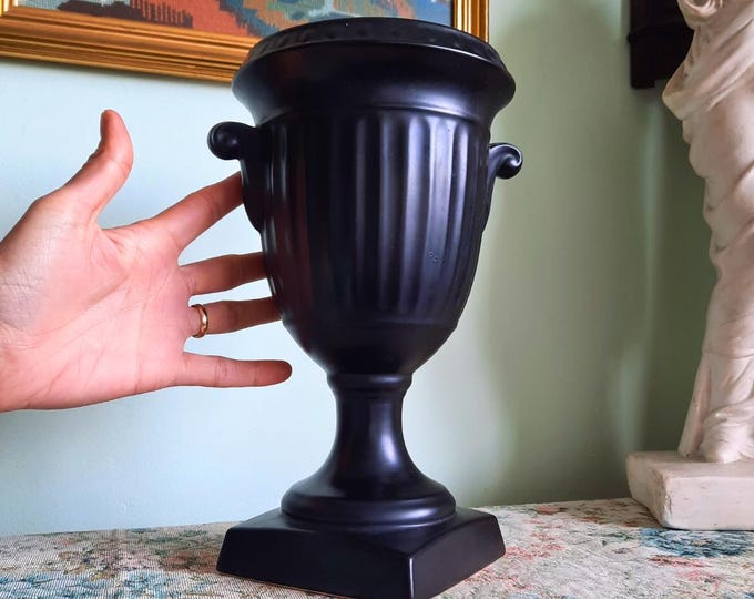Large Mid Century Holkham Pottery Neoclassical Style Ceramic Urn Vase In Matte Black H 11.2''