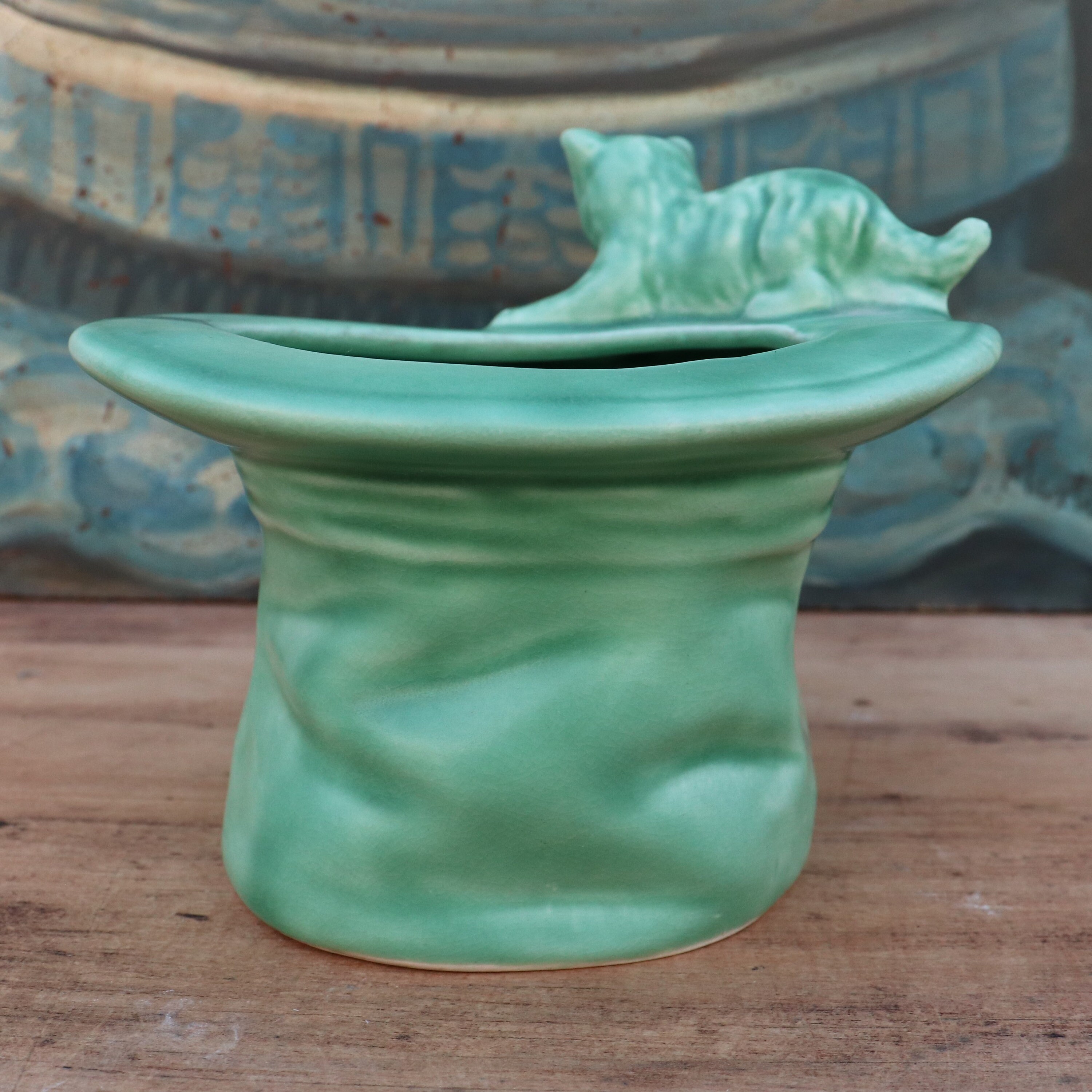 Small Mid Century Sylvac Vase Pattern 749 Made In England