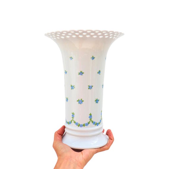 Large Vintage Schaubach Kunst Wallendorf Hand Painted Forget Me Not Flowers Porcelain Vase