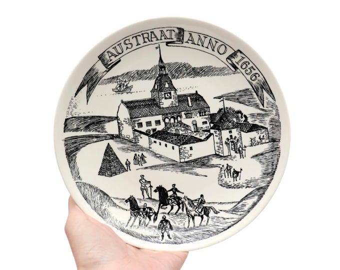 Stavangerflint Scandinavian Wall Plate: Austrått Manor, Norway 1656