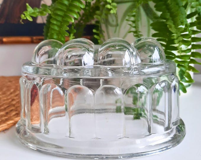 Mid Century Clear Glass 1 Pint Jelly Mould Farmhouse Decor
