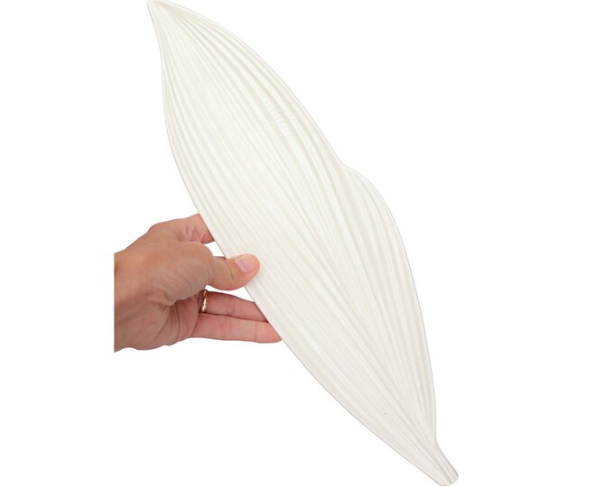 Spode Velamour Leaf Dish: Mid-Century Porcelain Tropical Tray