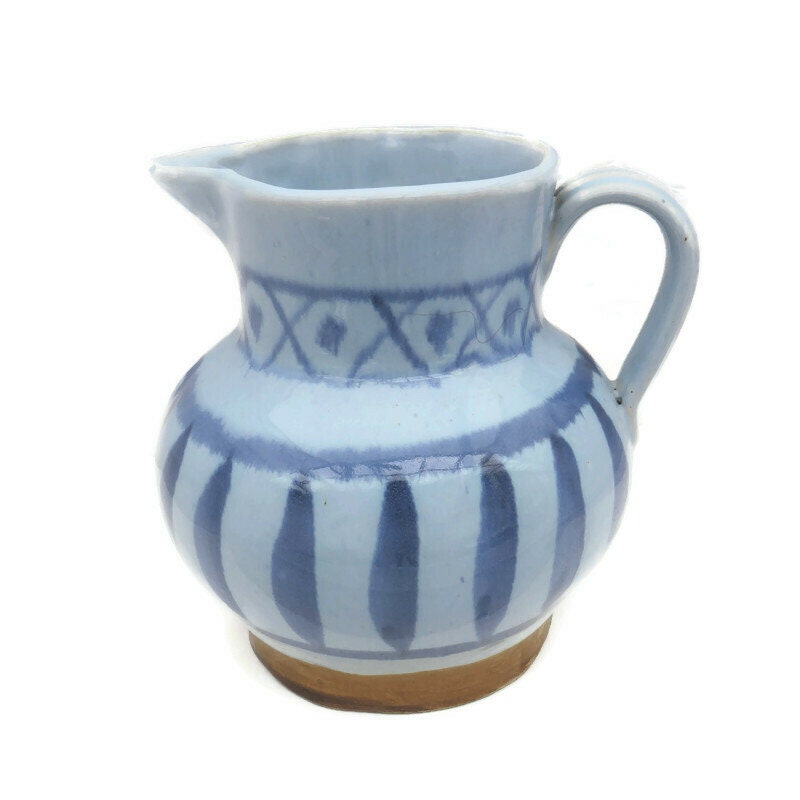 Buchan Stoneware Jug Pitcher 1.5 LITRES .Vintage Scottish Ceramic Jug