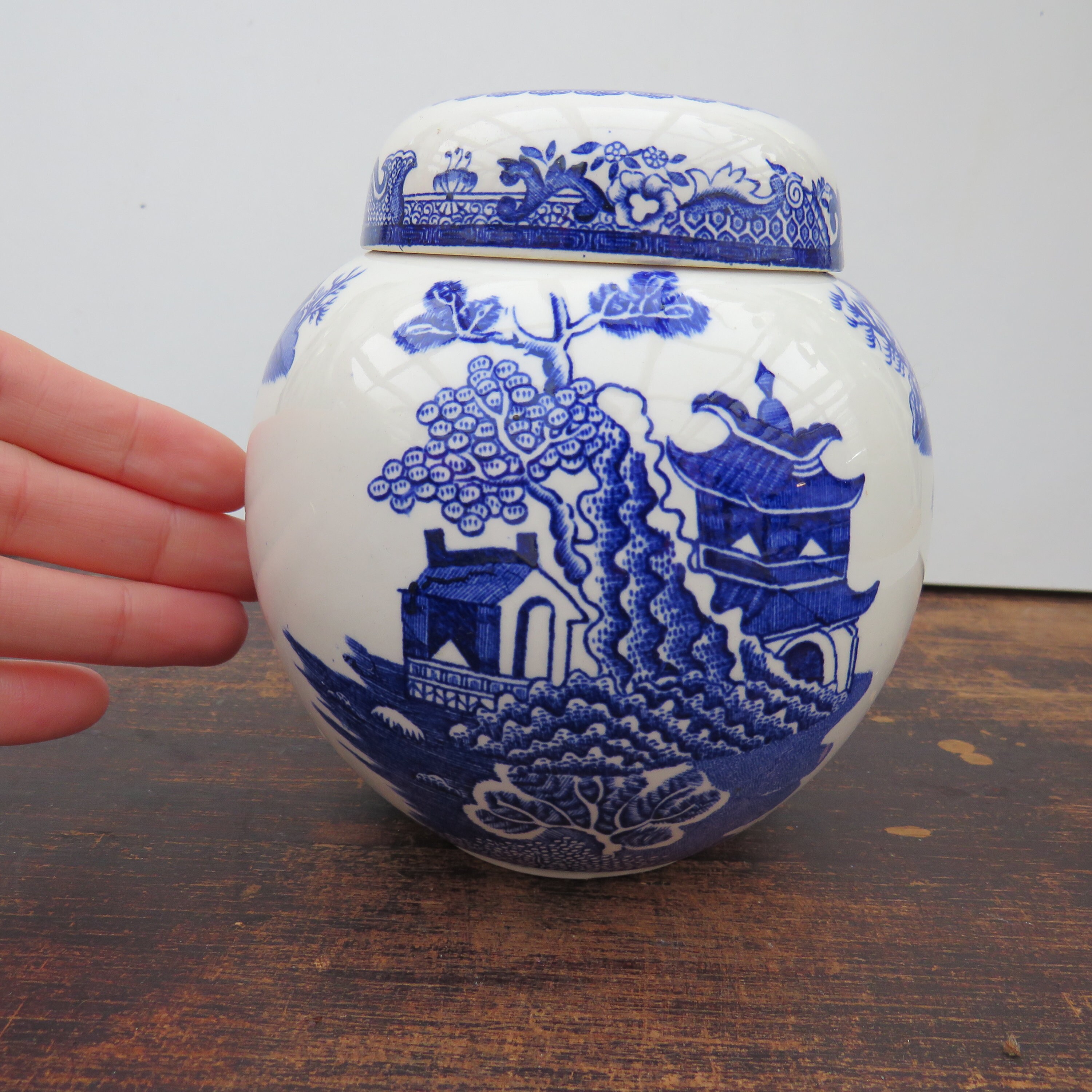 Mason's Ironstone China Willow Pattern Ginger Jar 1930's .Blue And