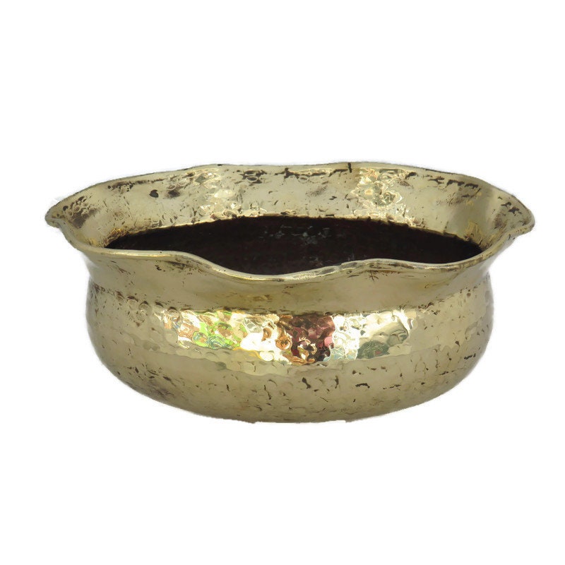Antique Hammered Brass Bowl Fruit Bowl Centrepiece .Big Brass Bowl