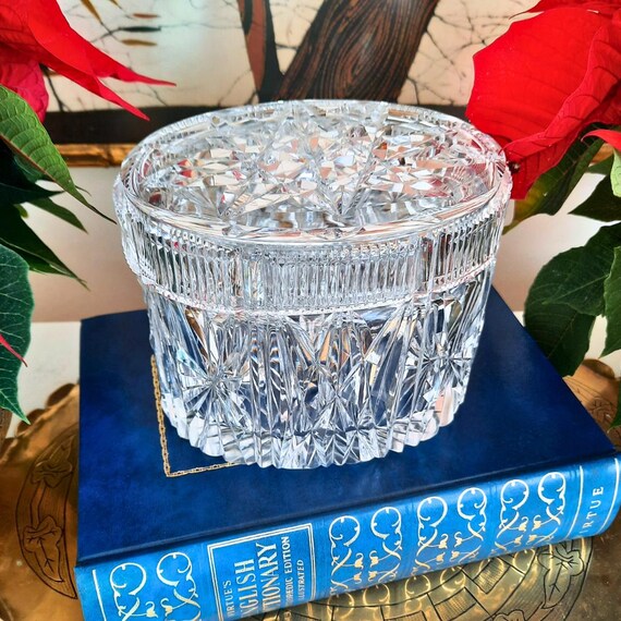 Large Hand Cut Crystal Oval Lidded Box, Quality large Lead Crystal Box Bombon Dish
