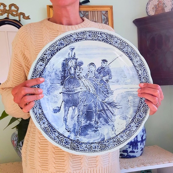 Large Delft Wall Plate Dutch Winter Scene With Horse Carriage By Boch Royal Sphinx c1960s, 39 Cm Diameter