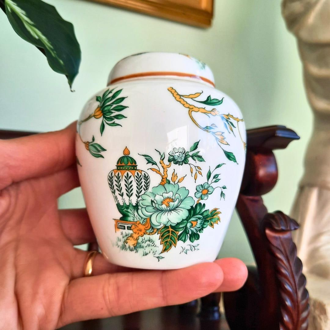 Small Crown Staffordshire Kowloon Ginger Jar Chinoiserie Style 3.7