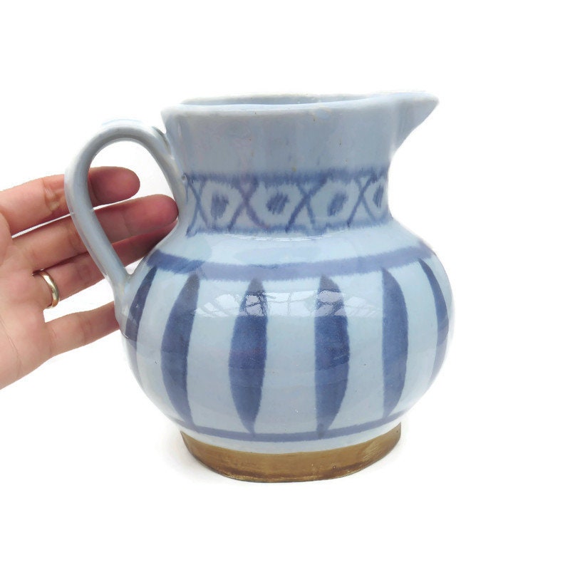 Buchan Stoneware Jug Pitcher 1.5 LITRES .Vintage Scottish Ceramic Jug