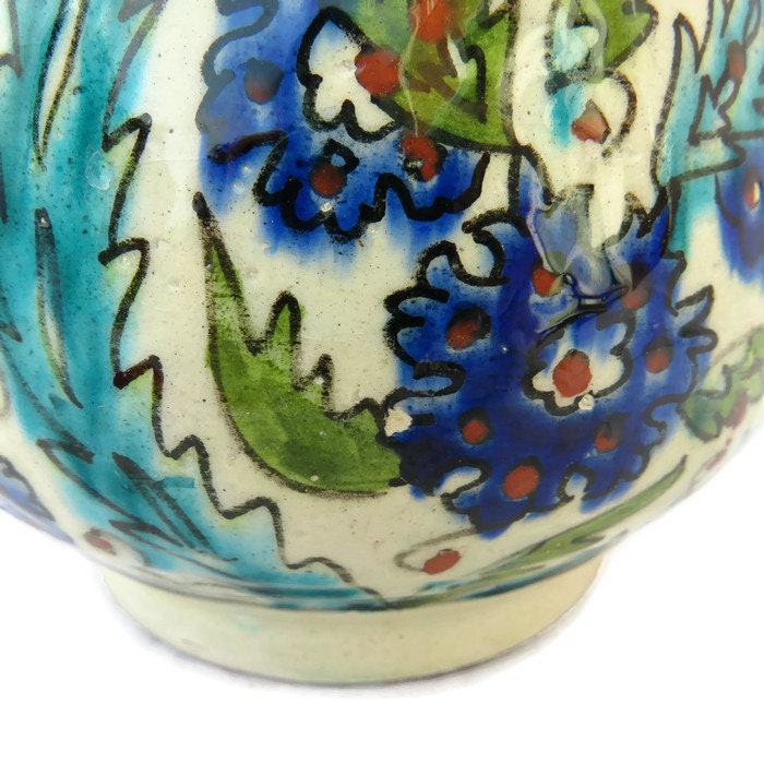 Vintage Turkish IZNIK Hand Made Ceramic Pottery Vase 26 cm high.Vintage