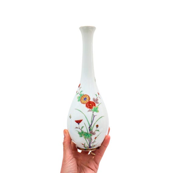 Mid Century Japanese Fukagawa Seiji Porcelain Vase With Hand Painted Floral Decoration 10.7'' High .