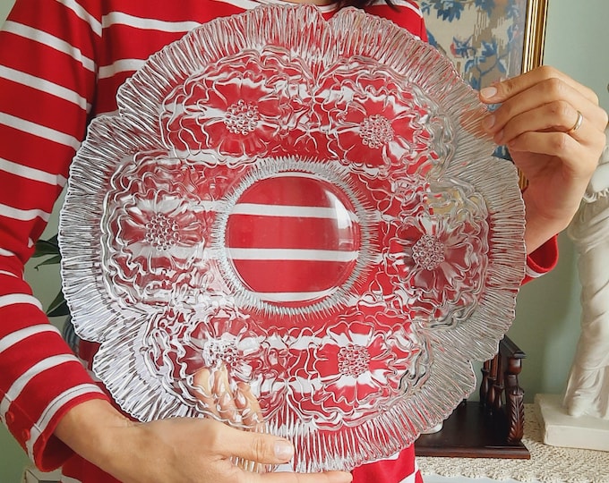 Large French Glass Bowl With Daisies Floral Centerpiece, C 1960's