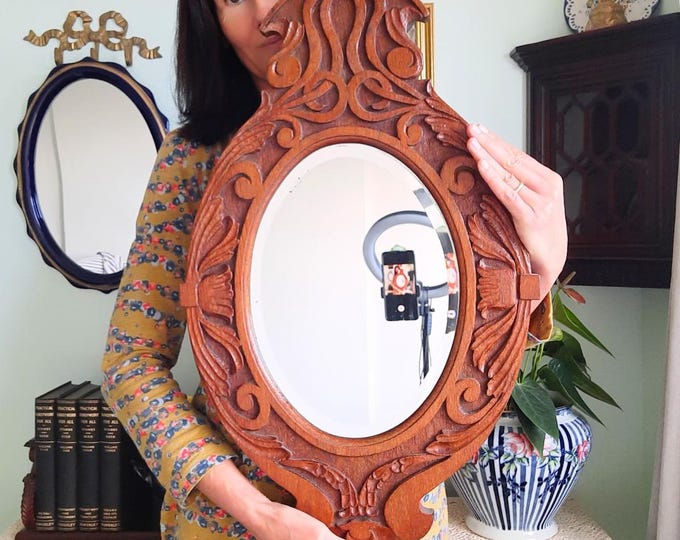 Antique Hand-Carved Wooden Oval Mirror: Arts and Crafts Decor