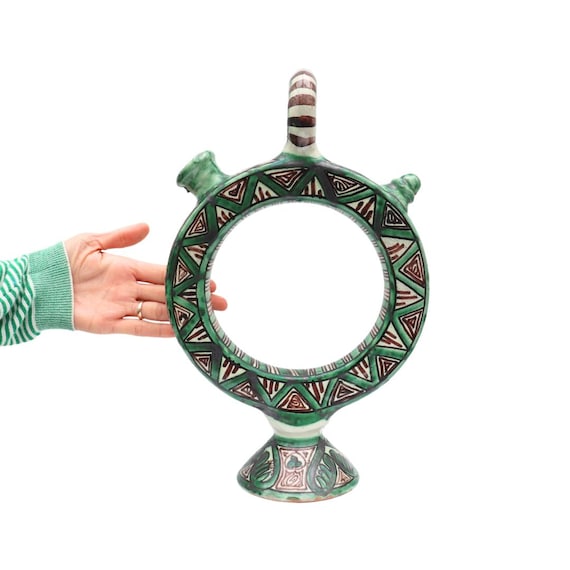 Mid Century Domingo Punter Spanish Pottery Large Hand Painted Sculpture Botijo Medieval Decoration H 16'' Very Good Condition